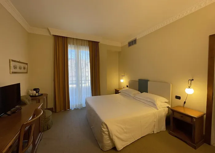 Hotell Katane Palace 4*