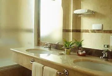 Katane Palace Hotell 4*